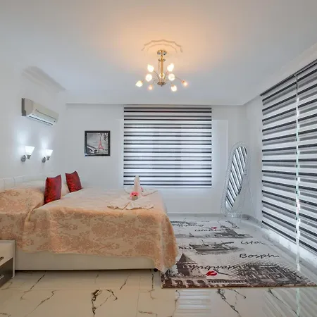 Villa Xclusive *
