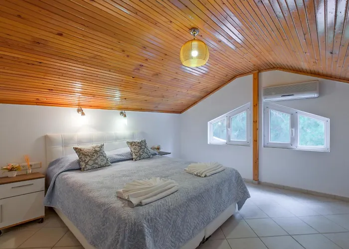 Xclusive Uzumlu (Aegean)