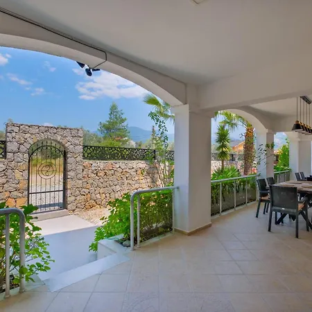 Vilă Xclusive Uzumlu (Aegean)